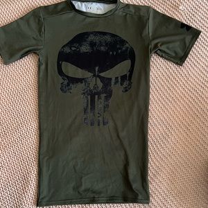 Under armor rashguard size small